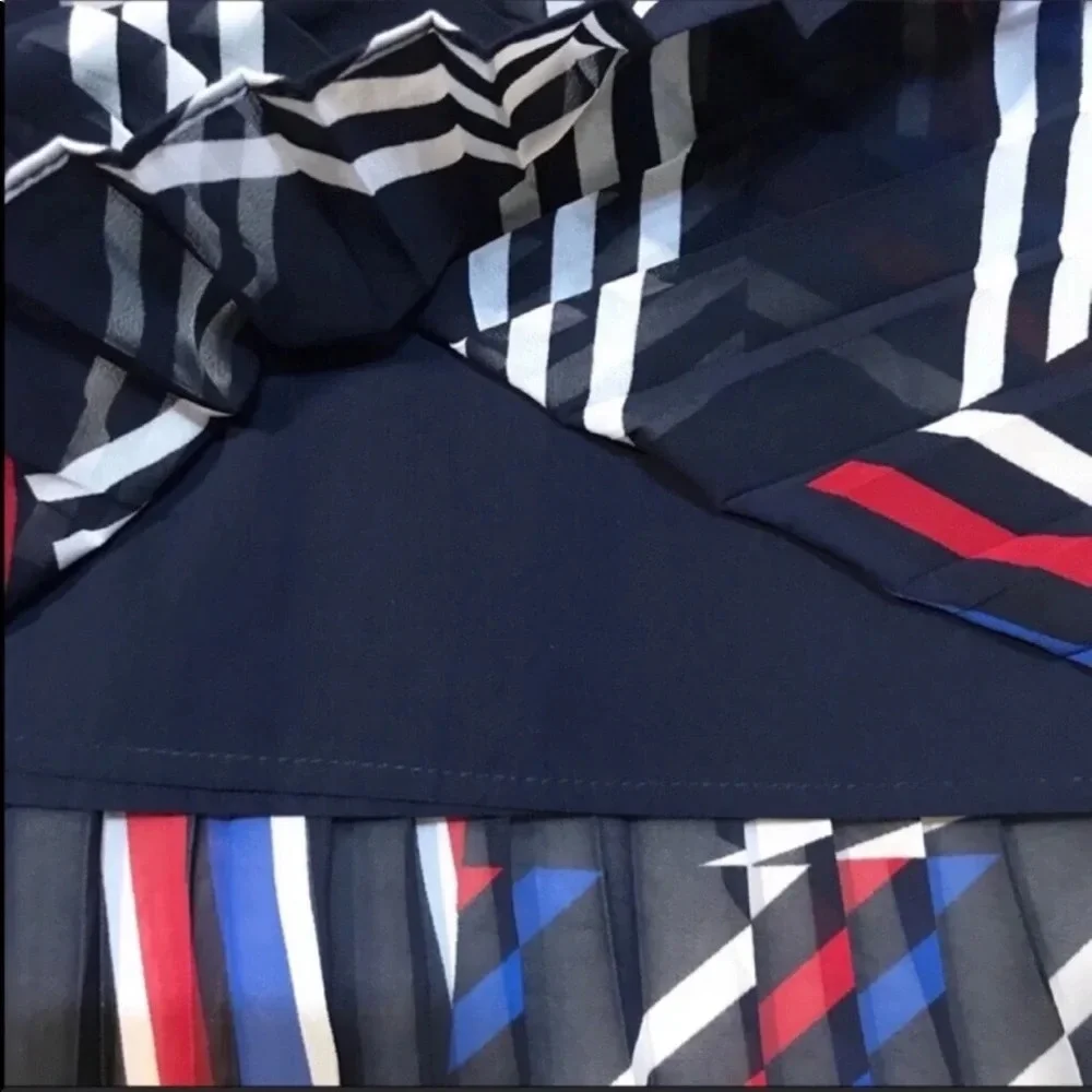 Roz & Ali Pleated Red White Blue Skirt Size M - Picture 3 of 7